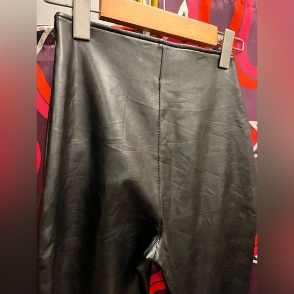 NWT Abercrombie & Fitch Vegan Leather Split Hem Flare High Rise Pants Short new - Picture 9 of 14